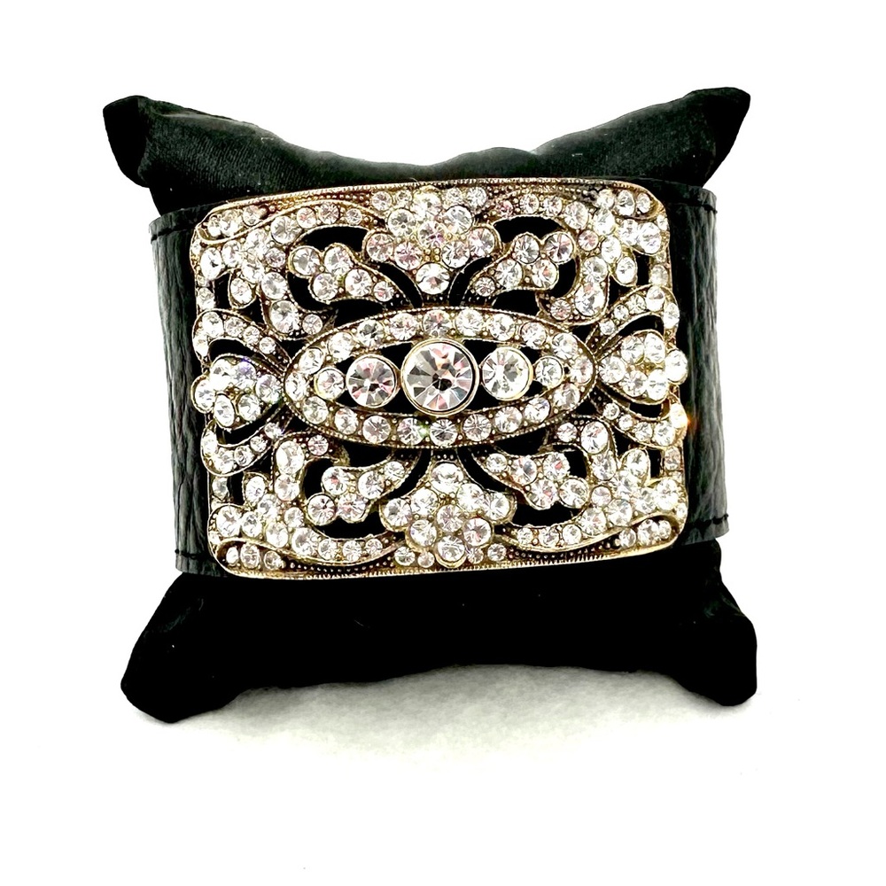 Paula Abdul Leather Rhinestone Wrist Band Snap Bracelet